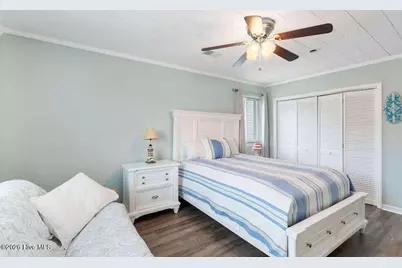 422 32nd Street, Sunset Beach, NC 28468 - Photo 24