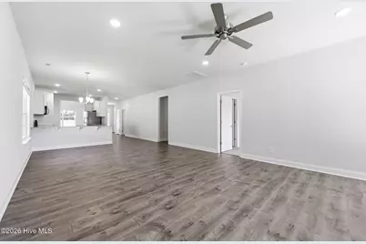 903 Eakins Lane, Richlands, NC 28574 - Photo 4