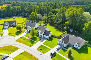 222 Diamond Ct, Jacksonville, NC 28546 - Photo 2