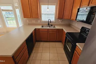 121 Deer Crossing Rd, Jacksonville, NC 28540 - Photo 4