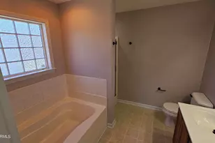 121 Deer Crossing Rd, Jacksonville, NC 28540 - Photo 8