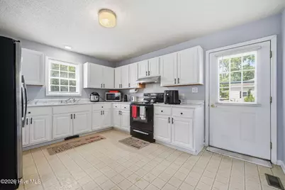 810 E Saint John Street, Tarboro, NC 27886 - Photo 16