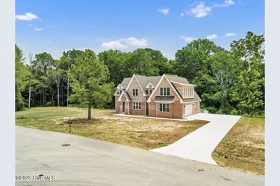2038 Autumn Drive, Kinston, NC 28501 - Photo 8