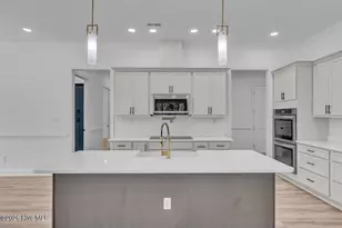 2038 Autumn Dr, Kinston, NC 28501 - Photo 20