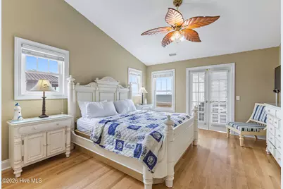 407 Ocean Boulevard W, Holden Beach, NC 28462 - Photo 22