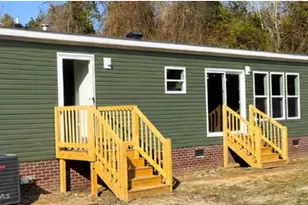 690 Furnie Hinson Rd, Whiteville, NC 28472 - Photo 2