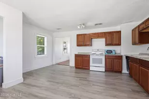 813 N 20th St, Morehead City, NC 28557 - Photo 8