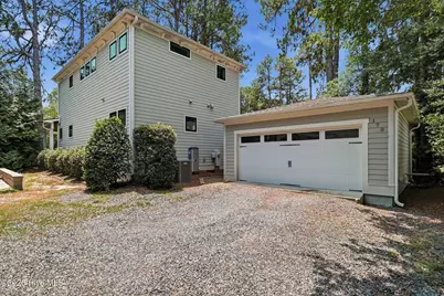 170 E Delaware Avenue, Southern Pines, NC 28387 - Photo 24