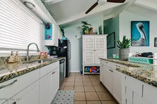 706 W 3rd St, Kill Devil Hills, NC 27948 - Photo 14