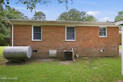 1065 Shadow Lane, Williamston, NC 27892 - Photo 10