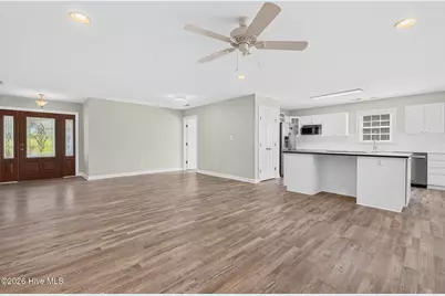 4461 Sweetbay Drive SE, Southport, NC 28461 - Photo 6