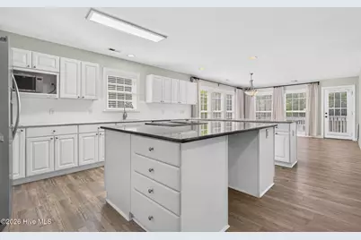4461 Sweetbay Drive SE, Southport, NC 28461 - Photo 10