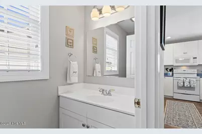 436 Ocean Boulevard W, Holden Beach, NC 28462 - Photo 24