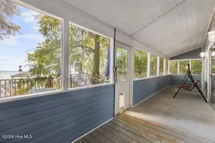 2902 Canal Cove Rd, Lake Waccamaw, NC 28450 - Photo 2