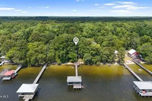2902 Canal Cove Rd, Lake Waccamaw, NC 28450 - Photo 32