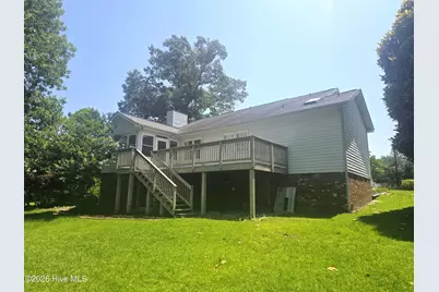 207 Lakemere Drive, New Bern, NC 28562 - Photo 2