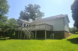 207 Lakemere Dr, New Bern, NC 28562 - Photo 2