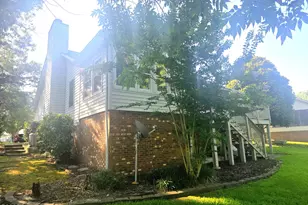 207 Lakemere Dr, New Bern, NC 28562 - Photo 8