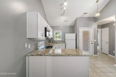 3004 Lauren Place Drive #Apt 101, Wilmington, NC 28405 - Photo 8
