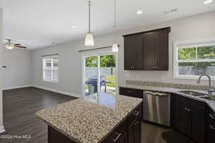 4637 Runaway Bay Ln, Wilmington, NC 28405 - Photo 10