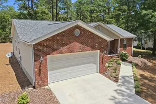 114 Vincent Way, Aberdeen, NC 28315 - Photo 4
