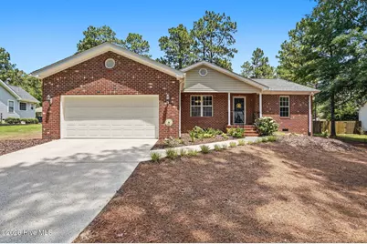 114 Vincent Way, Aberdeen, NC 28315 - Photo 1