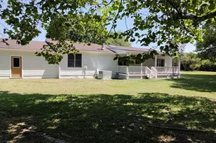 4331 Carolina 24, Newport, NC 28570 - Photo 2