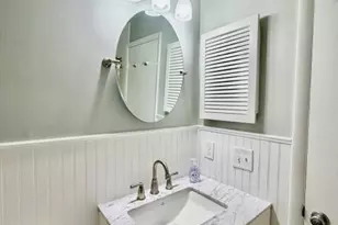 43 Folly Field Rd, Hilton Head, SC 29928 - Photo 14