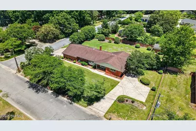 704 E Forest Hill Drive, Goldsboro, NC 27534 - Photo 38
