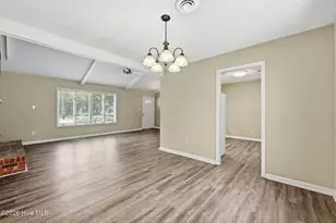 807 Clipper Ct, New Bern, NC 28560 - Photo 10