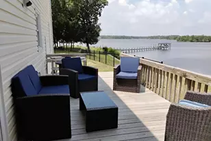 482 Vfw Rd, Cedar Point, NC 28584 - Photo 10