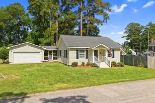 307 McKenzie St, Whiteville, NC 28472 - Photo 2