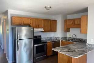 2009 River Dr, Greenville, NC 27858 - Photo 4