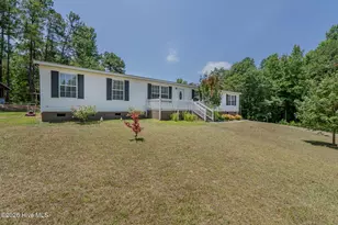 229 Gold Finch Cir, Cameron, NC 28326 - Photo 2
