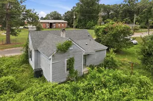 1502 Parker St, Kinston, NC 28501 - Photo 18