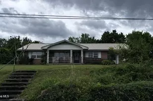 17 Moore St, Andrews, NC 28901 - Photo 1