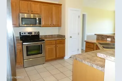 300 Sun Street, Richlands, NC 28574 - Photo 8