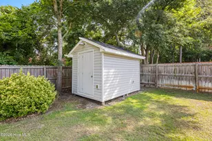 139 Bayshore Dr, Sneads Ferry, NC 28460 - Photo 34