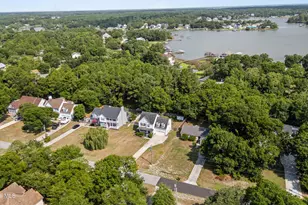 139 Bayshore Dr, Sneads Ferry, NC 28460 - Photo 38