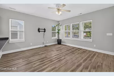 636 Brunswick Street, Wilmington, NC 28401 - Photo 6