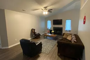 111 Howell Dr, Jacksonville, NC 28540 - Photo 2