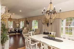 221 E Water St, Edenton, NC 27932 - Photo 14