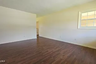 108 Princeton Dr, Jacksonville, NC 28546 - Photo 6