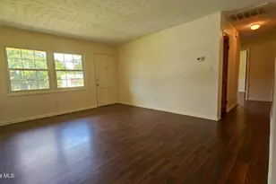 108 Princeton Dr, Jacksonville, NC 28546 - Photo 4