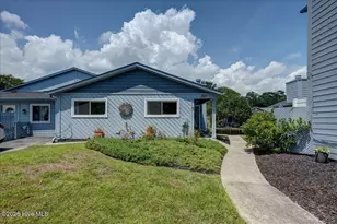 5 Harbour Walk, New Bern, NC 28562 - Photo 2