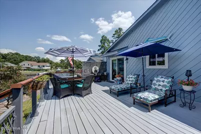 5 Harbour Walk, New Bern, NC 28562 - Photo 8