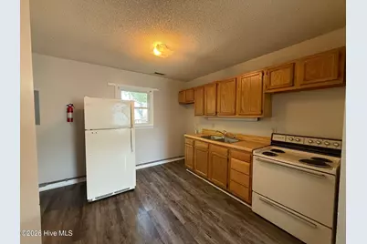 2310 Indian Drive #13, Jacksonville, NC 28546 - Photo 2
