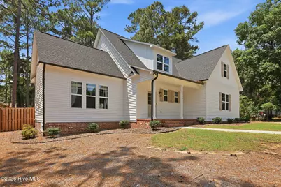 1750 E Indiana Avenue, Southern Pines, NC 28387 - Photo 4