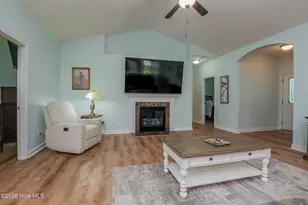 109 Foxberry Pl, Jacksonville, NC 28540 - Photo 8