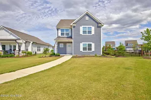 203 Iris Cir, Moyock, NC 27958 - Photo 2